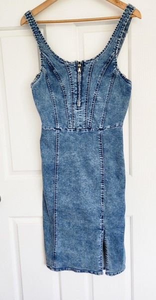 Boho Blue Denim Pinafore Dungaree Dress Womens 8 Adjustable Straps NWOT Hipster