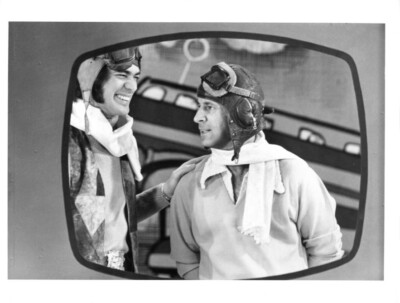 Engelbert Humperdinck Don Adams 7x9 original photo #H0855