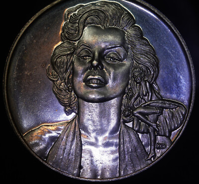 Marilyn Monroe 1926 - 1962 Limited Edition 1oz 999 FINE Silver