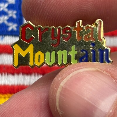 Lot Of 1 CRYSTAL MOUNTAIN Snow Ski Resort Pinback Pin + 1 USA FLAG Patch 55EE