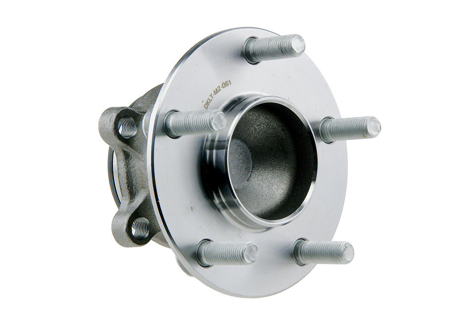 Moyeu de roue arriere Mazda 3 Axela piece chassis code B45A2615X