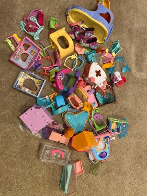 Littlest Pet Shop 100 Plus pieces of Playsets Pets, LPS / Accessories Lot