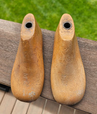 Vintage Wooden Pair Children s Shoe Lasts Cobbler Molds 6-1/2 E