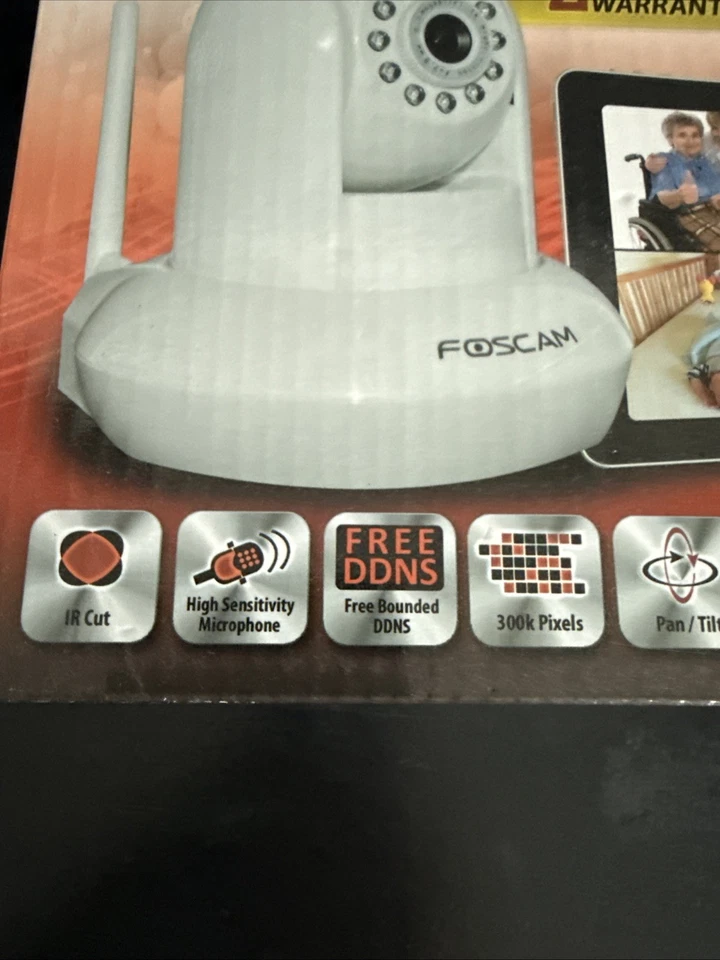 Lote de 3 cámaras inclinables inalámbricas Foscam FI8910W audio bidireccional visión nocturna red IP Foto 3 de 4