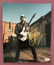 Autograph Joe Satriani  Signed 8x10 photo