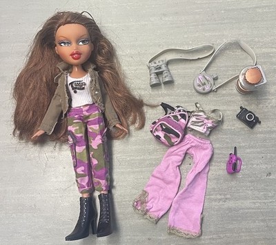 Bratz Adventure Girlz 2007 Yasmin Stylin Safari Retired Fashion