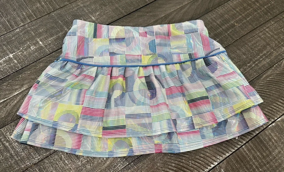 Lucky in Love Tiered Tennis Golf Skirt Geometric Foil Print Girls Size 10-12 - Image 4 of 4