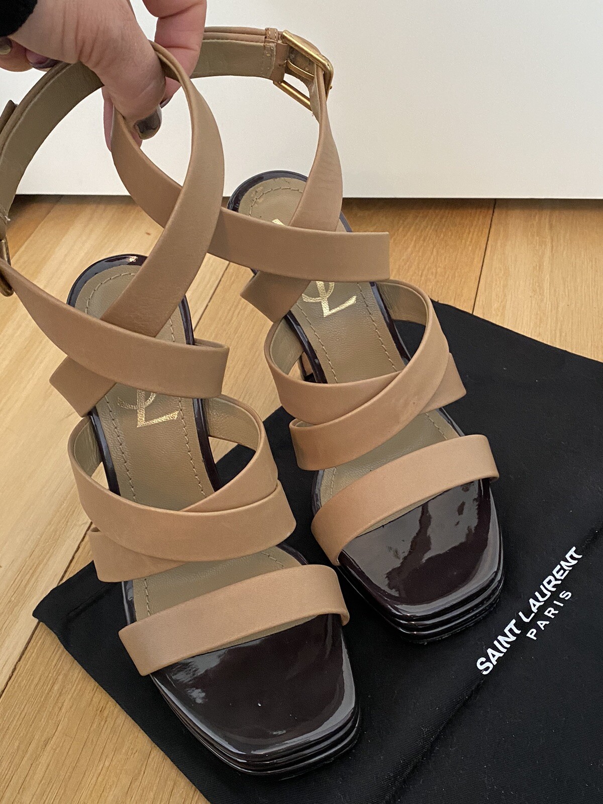 Sandali Yves Saint Laurent tacchi alti plateau taglia 35 beige cammello! Come nuovi!