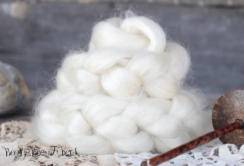 Yearling MOHAIR Lana Roving, Top Peinado, Mohair Adulto Joven, Lana Giratoria 4 OZ Foto 2 de 4