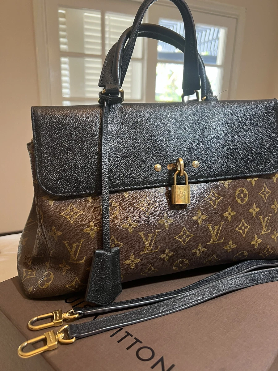 Louis Vuitton Monogram Venus Wallet, Includes Box & Sleeper Bag