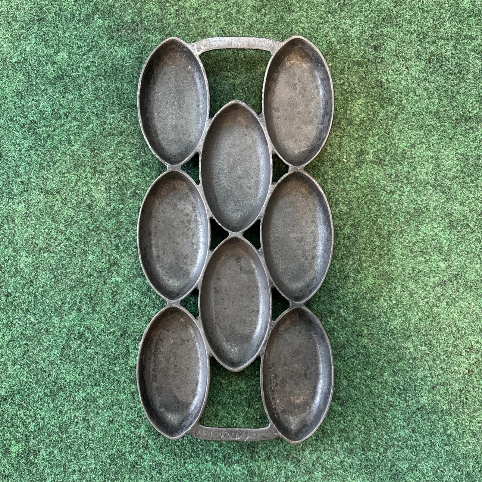 Antique N. Waterman (1859 pat.) Cast Iron 3x2x3 Oval Muffin Pan Boston Free Ship