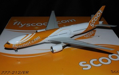 JC WINGS 1:200 Boeing B777-200 SCOOT 9V-OTD