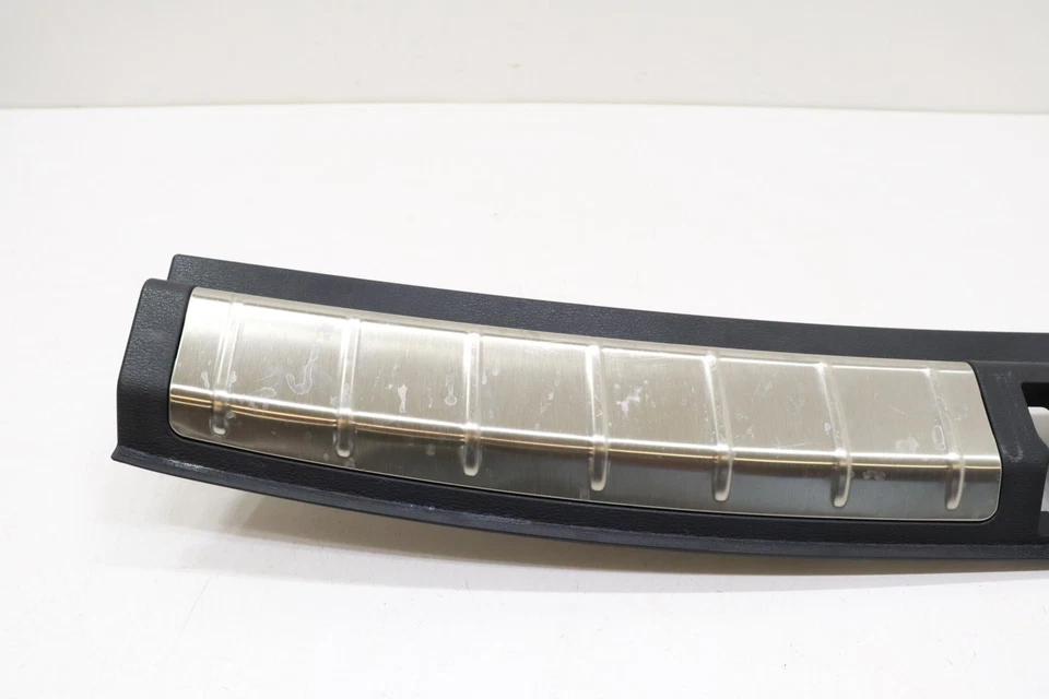 BMW X1 2020 panel de ajuste de puerta Foto 4 de 4