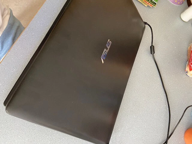 laptop - Bild 2 von 4