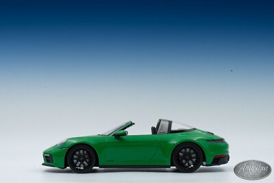 1/18 Minichamps Porsche 911 (992) Targa 4 GTS Green 🤝ALSO OPEN