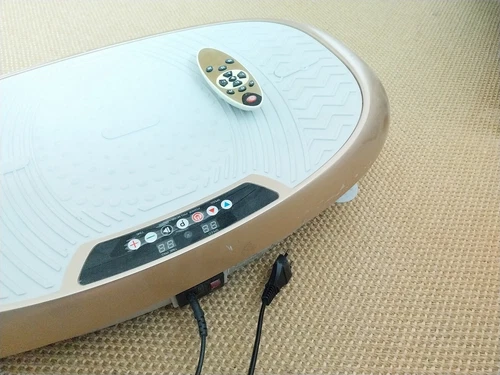 Vibrationstrainer Ganzkörpertraining Fitness für zu Hause von VITAL maxx