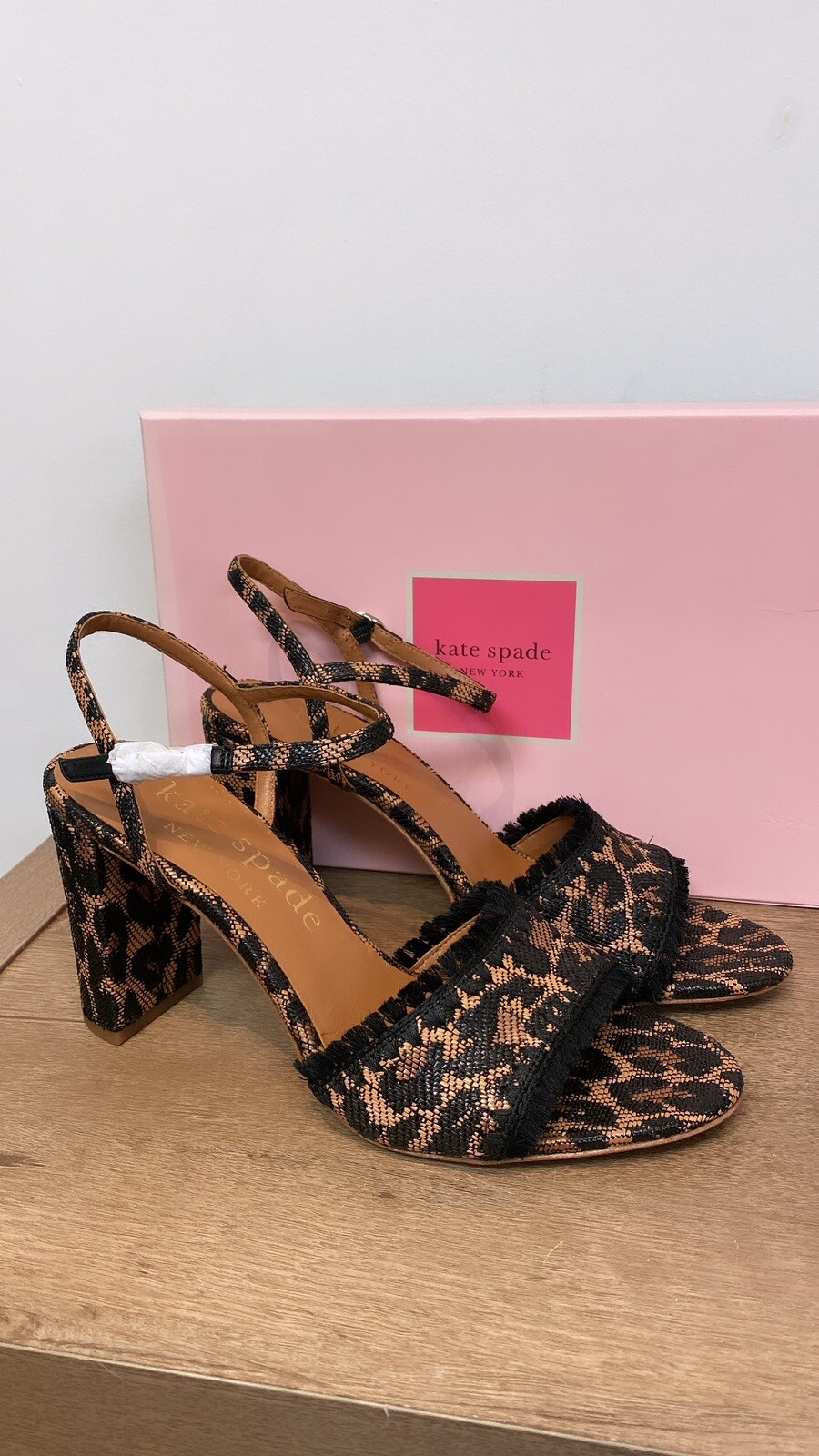 New in Box Kate Spade Olivia Sandals Size 10 Leopard Print Woven Raffia  Shoes | eBay