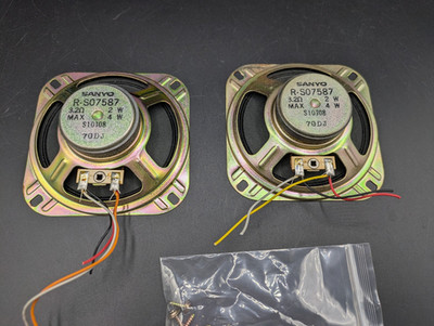 Sanyo S10J08 3.2 Ohm 3.5/4 Watt Boombox Replacement Speakers S103438/S07587