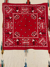 Vintage Levi  s Red Cowboy Bandana Made USA All Cotton Wash Fast Western 21  