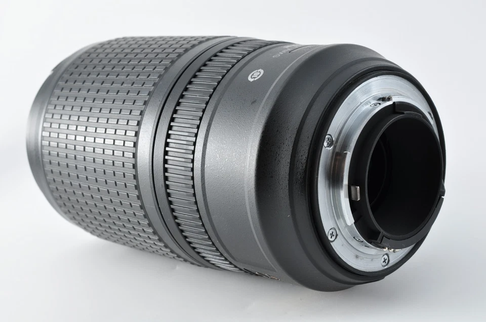 [N NEUWERTIG] Nikon AF-S Nikkor 70-300mm f/4.5-5.6 G ED VR Objektiv aus Japan 716 - Bild 4 von 4