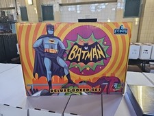 MEZCO TOYZ 5 Points Batman & Robin 1966 TV Series Deluxe Boxed Action Play Set