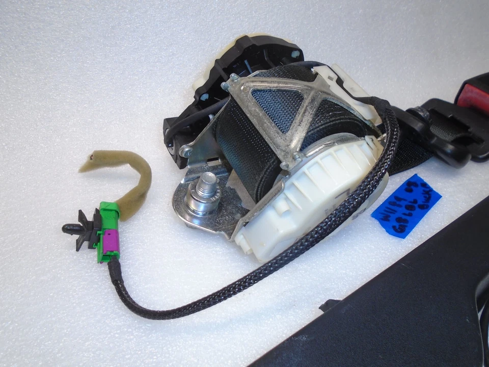 Pontiac G8 2008-2009 *conductor delantero/cinturón de seguridad izquierdo y hebilla* OEM negro Foto 2 de 4