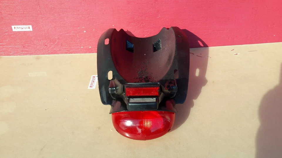 Luz trasera soporte matrícula Ducati ST4 ST4S 2002-2005 Sport Touring OEM Foto 2 de 4