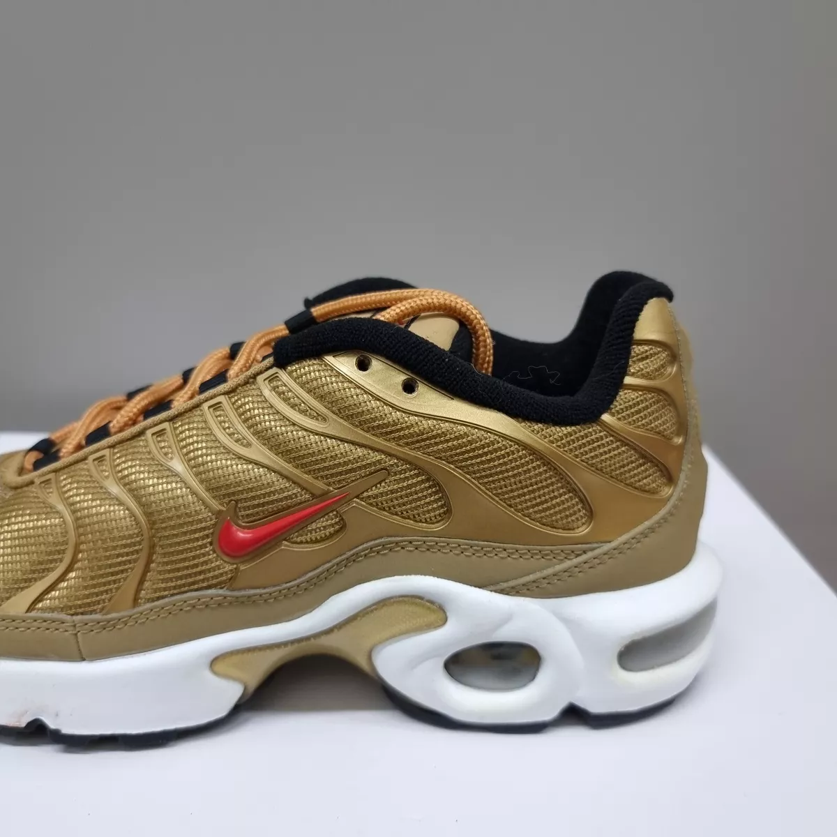 Nike air max 2018 2025 kids gold