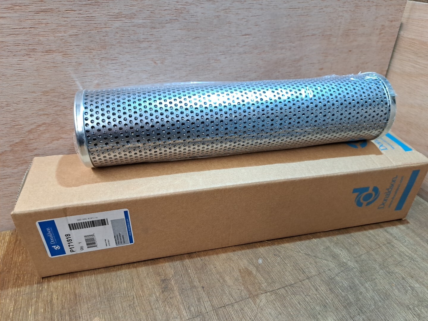 DONALDSON P171818 HYDRAULIC FILTER CARTRIDGE.