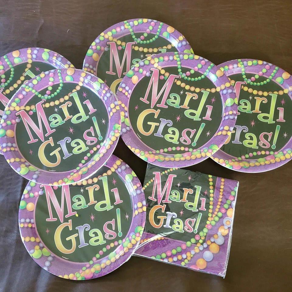 Большой лот товаров для вечеринок Mardi Gras, декор, новые нераспакованные тарелки и салфетки - Изображение 3 из 4