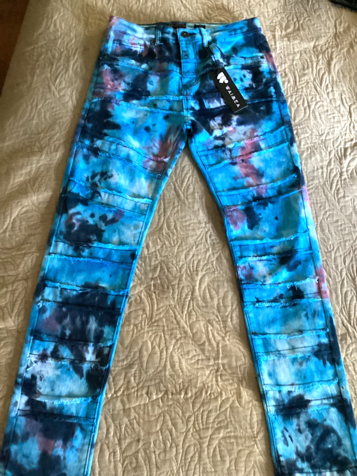 Picture 1 of 4