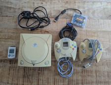Sega Dreamcast Console Bundle - 2 Controller, DC VGA BOX, 1 VMU