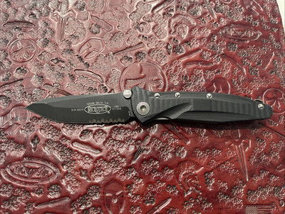 Microtech Socom delta T/E G10 Handles 