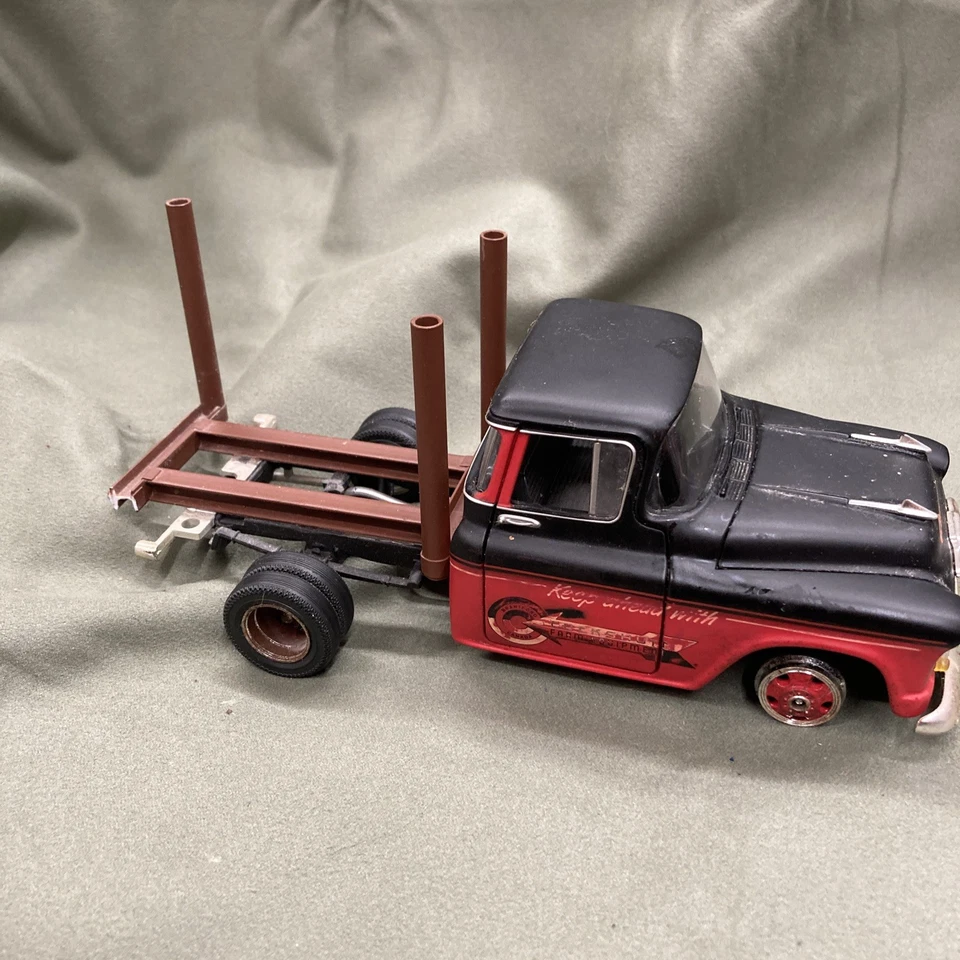 ( Damaged ) SpecCast Cockshutt Farm Equipment 1957 Chevy Stakebed Truck - Image 2 of 4