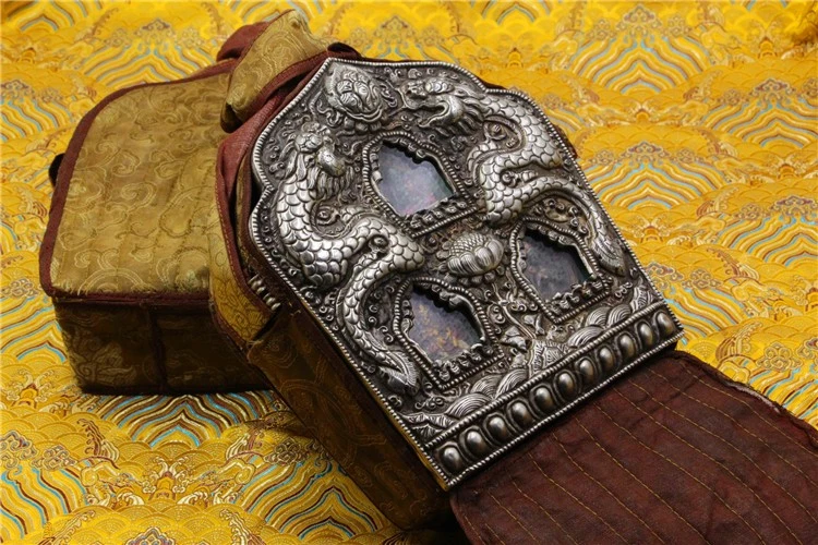 Templo Tíbet Tibetano Plata Seda Dragón Kwan-Yin Buda Estatua Altares Budistas Foto 3 de 4