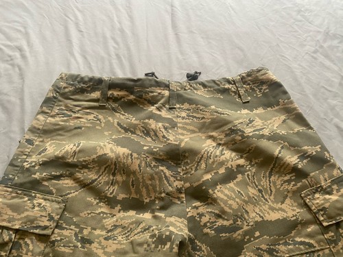 Mens Military Camo Rain Pants Size Medium Regular 31-35 X 29 1/2-32 1/2 Hunting - Picture 6 of 9