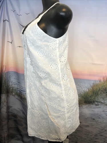 NWT Cupshe Women's Floral Dress White Size Small - Picture 2 of 4