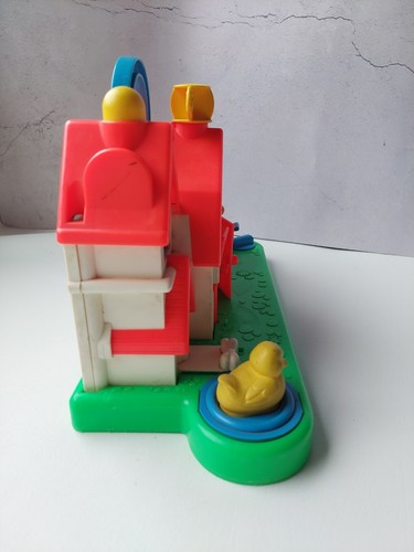 1987 Fisher Price Farm Barn Animal Sound Activity Center Toy - Picture 4 of 13