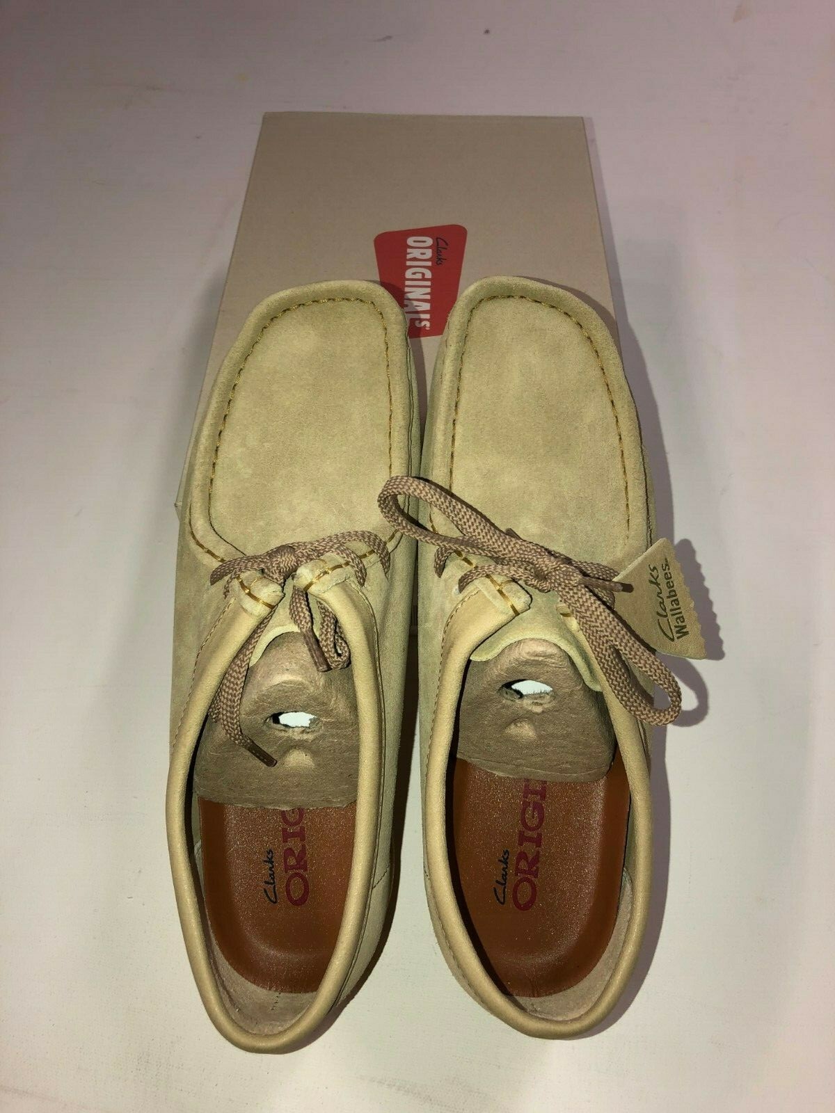 clarks wallabee sand