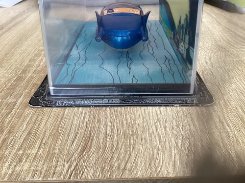 BATMAN #112 BOAT DIE-CAST MODEL - Picture 4 of 4