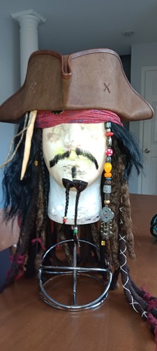 Jack Sparrow Costume - Picture 3 of 7