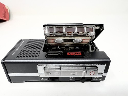 Sony M-88V Microcassette Recorder Not fully functional - Picture 9 of 15