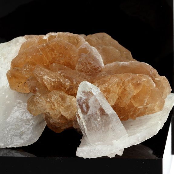 Dolomite + Quartz. 1055.1 ct. Brumado, Bahia, Brésil (1978). Het nieuwste goedkope product