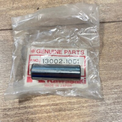 Kawasaki OEM NOS PISTON PIN / 13002-1051 / KH 125 KZ EX GPZ CSR