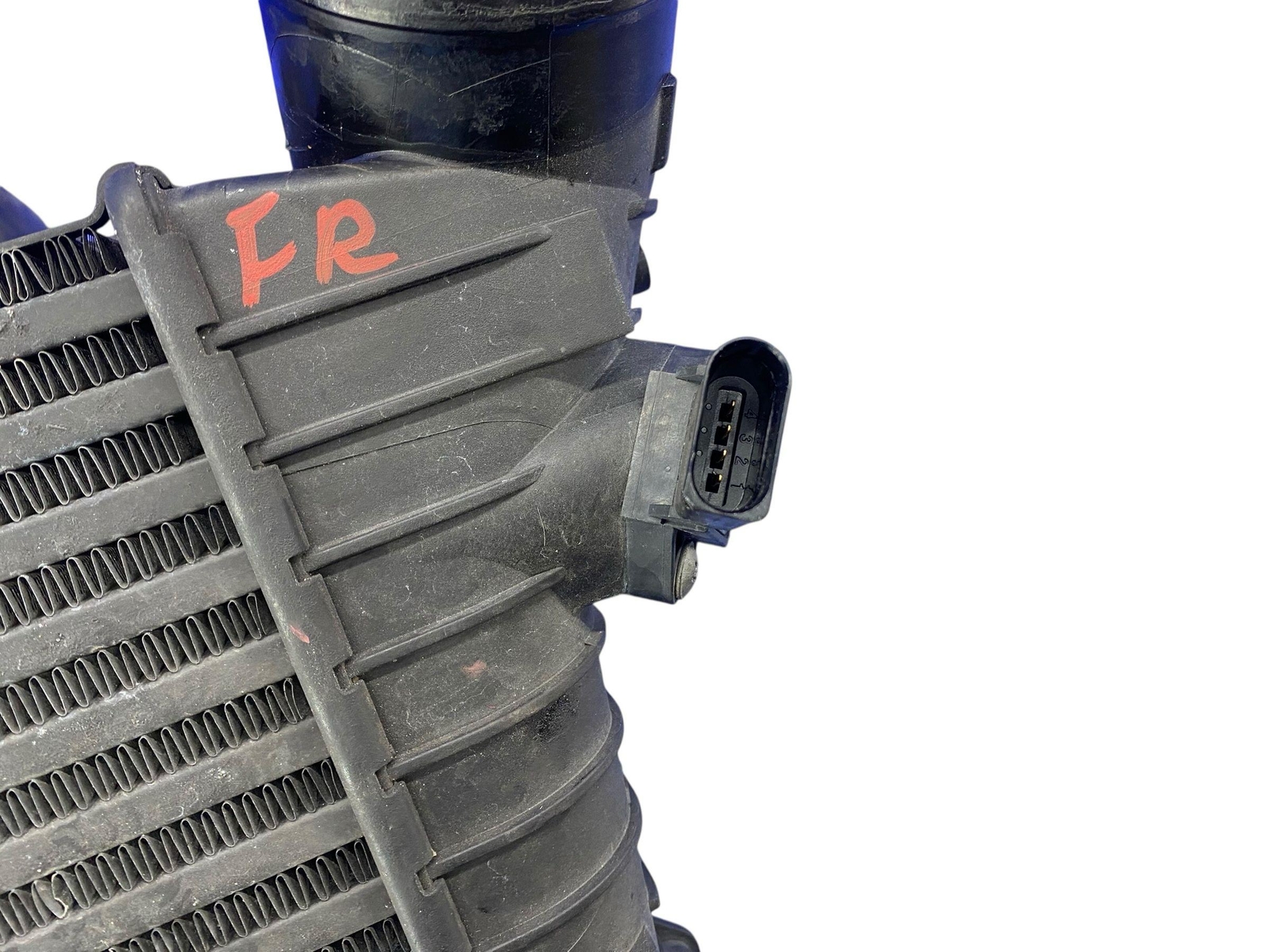 2006-2012 BENTLEY CONTINENTAL FLYING SPUR FRONT RIGHT SIDE INTERCOOLER W/ SHROUD