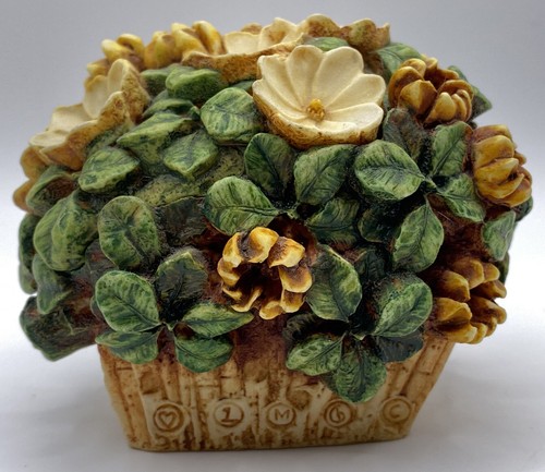 Harmony Garden LORD BYRON'S "GARDENIA"/ 1999 Trinket Box MIB - Picture 2 of 16