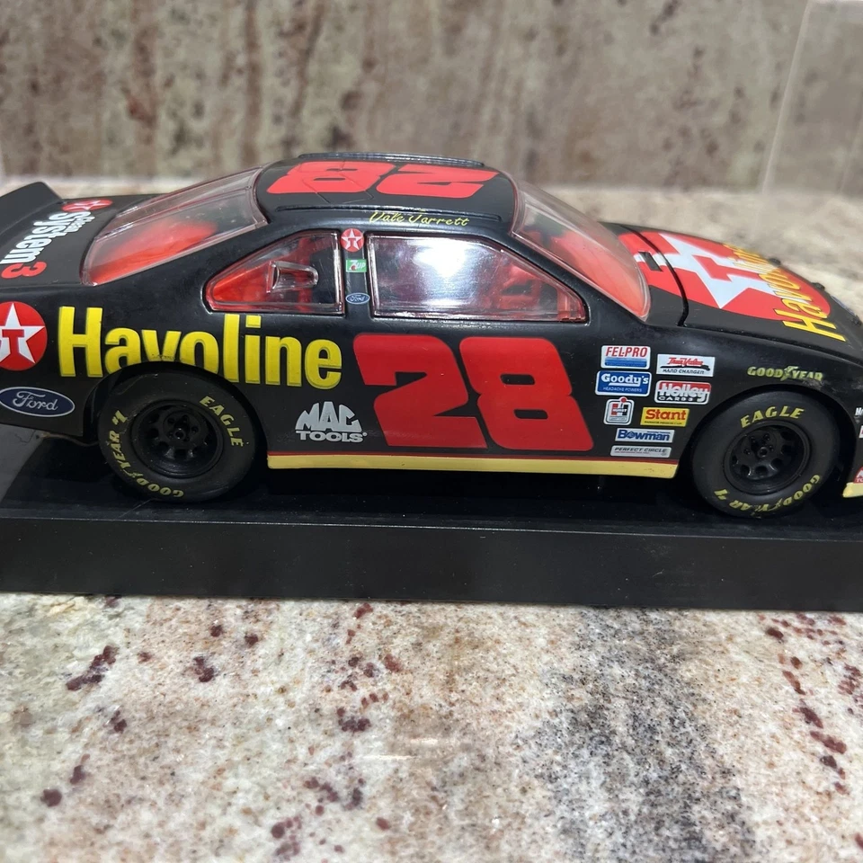 1995 Racing Champions Dale Jarrett #28 Texaco Havoline 1:24 Diecast Bank - Image 4 of 4