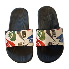 NIKE Kawa SE Black/Multi Slide Sandals Kids size 4.5 Y