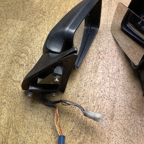 Range Rover Classic  Electric Adjustable Door Mirror 2 Plug Type memory - Picture 2 of 9