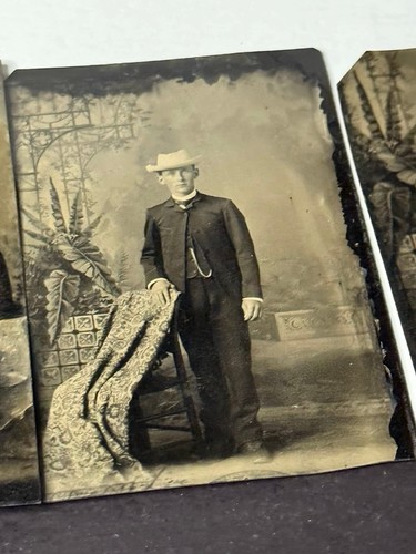 Antique Victorian Tintype Photos Lot Men Women Children Early Fashion 1880s - Picture 13 of 14